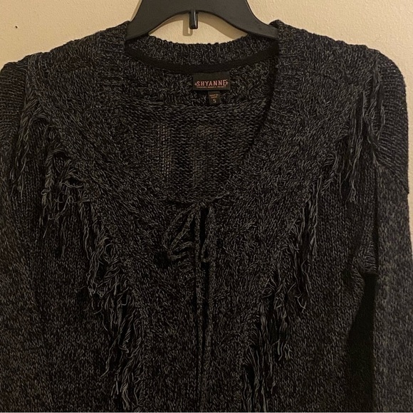 Shyanne Country Sweater Western Size S Fringed V-Neck Gray Long Sleeve Cotton - Picture 2 of 10